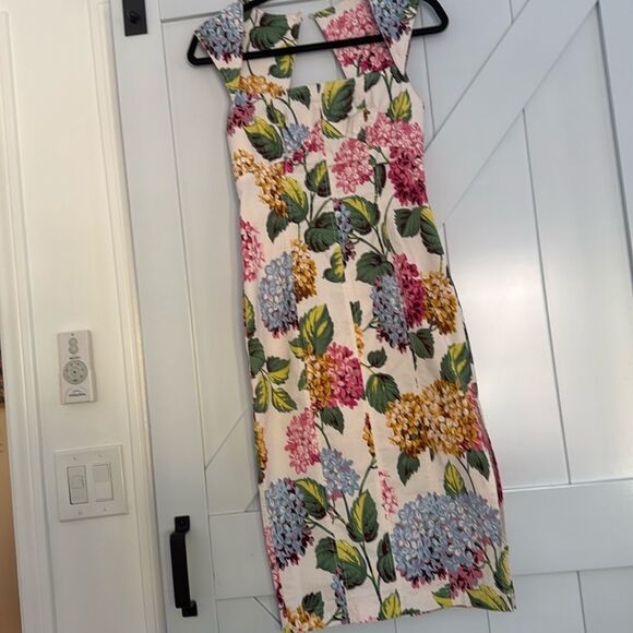 By Anthropologie Slim Square-Neck Sheath Midi Dress Hydrangea Print size 2 - Picture 6 of 8